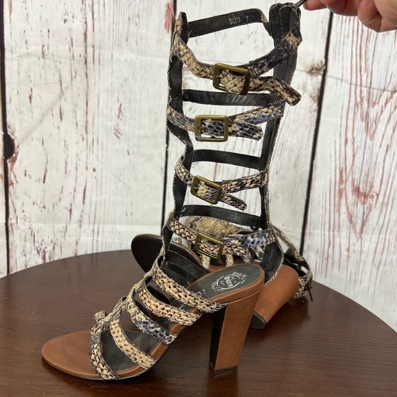 JEFFREY CAMPBELL BOND snake skin embossed Women's Strappy Gladiator Heels Size 7 - Picture 2 of 16